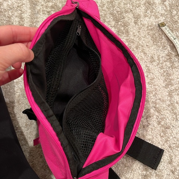 Nike fanny pack - Picture 10 of 11